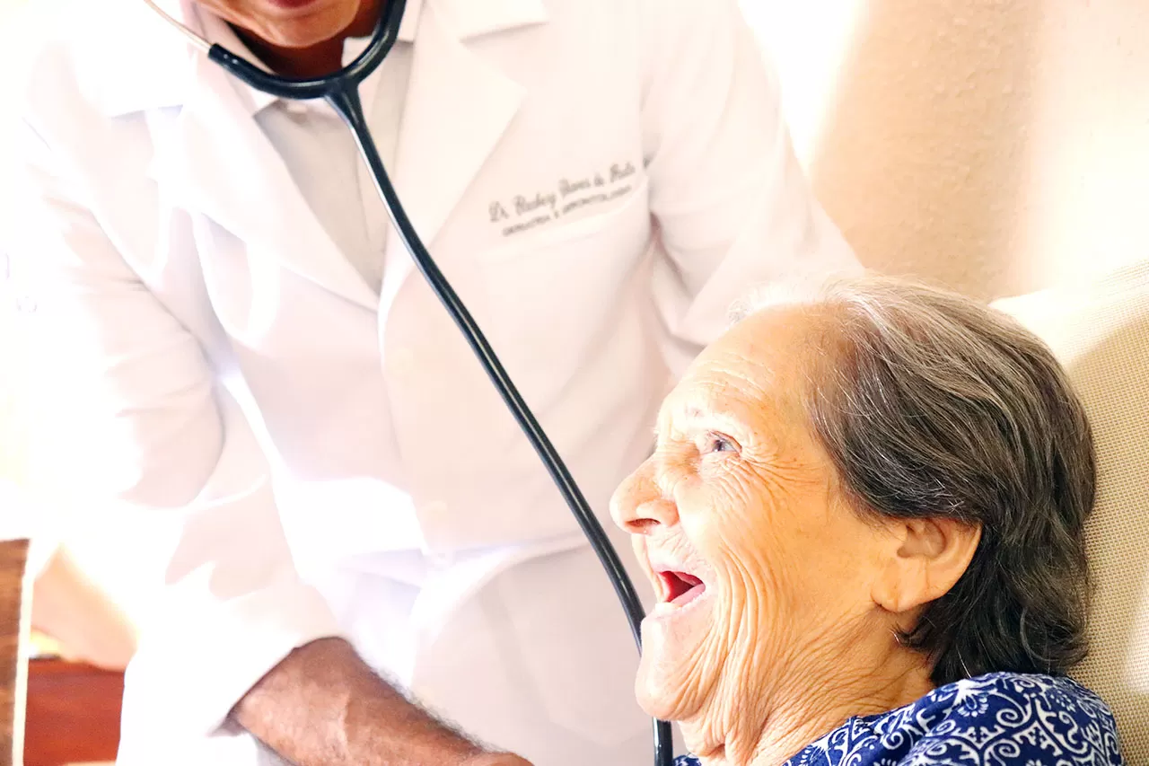 Atividades e musicoterapia para idosos: estímulo e convívio